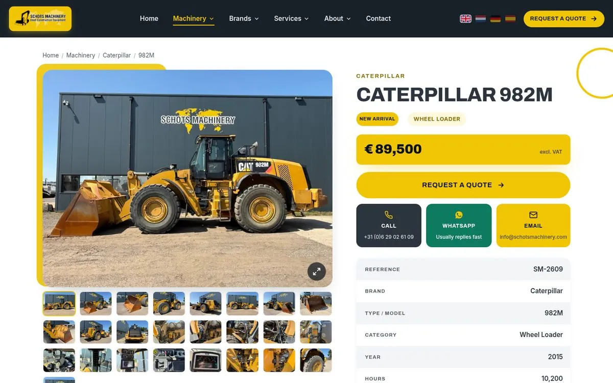 Een machinepagina op schotsmachinery.com met specificaties en een bel-, mail- en WhatsApp-knop